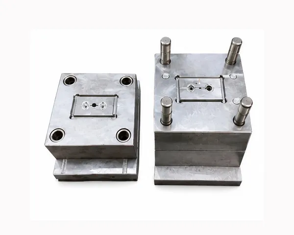 注塑模具制造实拍6